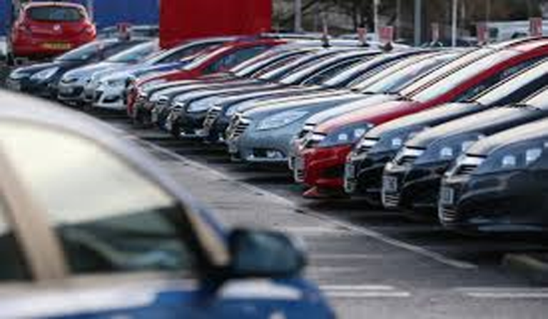Η αυτοκινητοβιομηχανία που έρχεται πρώτη σε πωλήσεις ηλεκτρικών οχημάτων