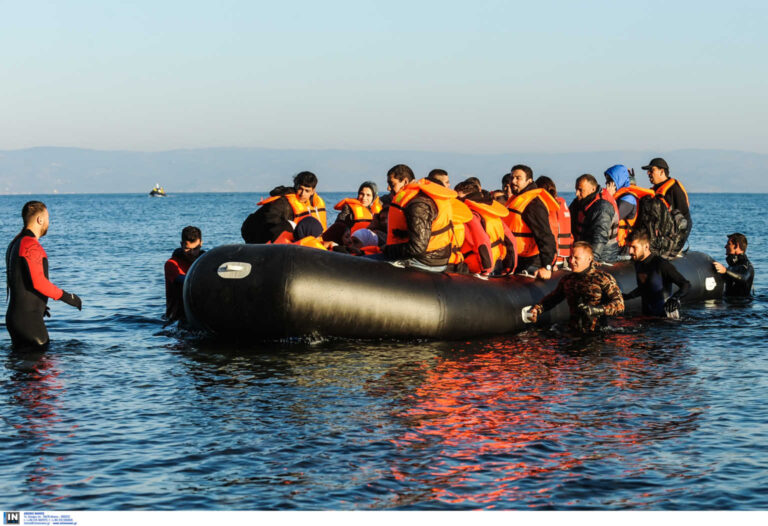 Μάνη: Σε εξέλιξη από το βράδυ επιχείρηση διάσωσης μεταναστών με νεκρούς