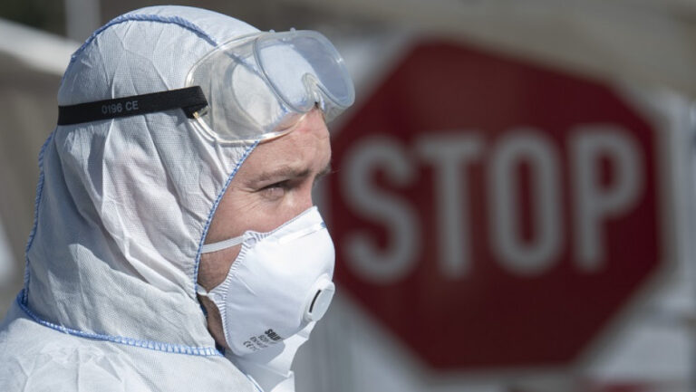 Αύξηση ιικού φορτίου στα λύματα της Αττικής -Παγώνη: Δεν αντέχει τρίτο κύμα το ΕΣΥ