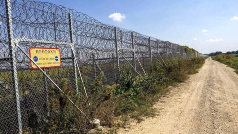 Λάσετ για μεταναστευτικό: Τα ελληνικά σύνορα είναι και τα σύνορα της Ευρώπης