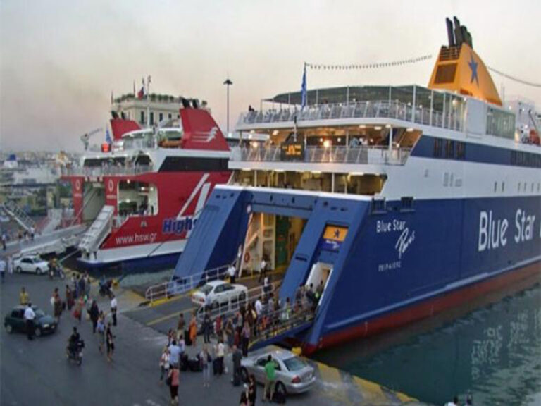 Διευκρινίσεις του Λιμενικού για τα δρομολόγια με πλοία