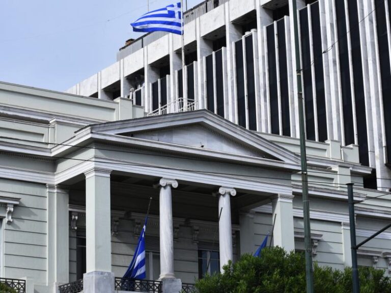 Το Ελληνικό Υπουργείο Εξωτερικών για την ίδρυση νέου σχολείου εκμάθησης Ελληνικών στη Βρισβάνη