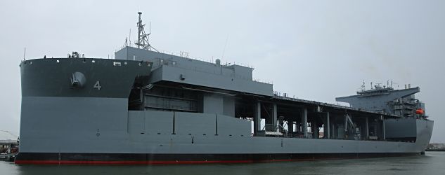 USS Hershel Williams: Το πολεμικό πλοίο των ΗΠΑ που θα ελλιμενιστεί στη Σούδα