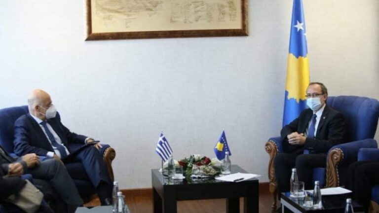Ο Υπουργός Εξωτερικών στο Κόσοβο
