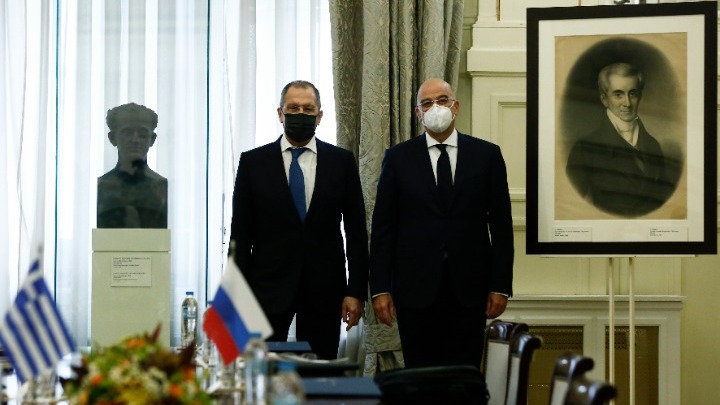 Συνάντηση Υπουργού Εξωτερικών Νίκου Δένδια με τον ομόλογό του της Ρωσίας Σεργκέι Λαβρόφ