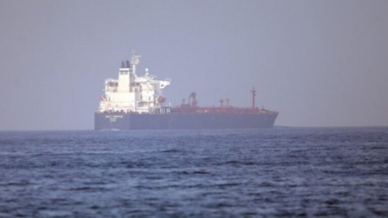 Ύποπτο για μεταφορά όπλων στη Λιβύη το τουρκικό πλοίο που επιχείρησαν να ελέγξουν οι γερμανοί