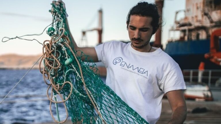 O 26χρονος Έλληνας που βραβεύει  ο ΟΗΕ για το περιβάλλον