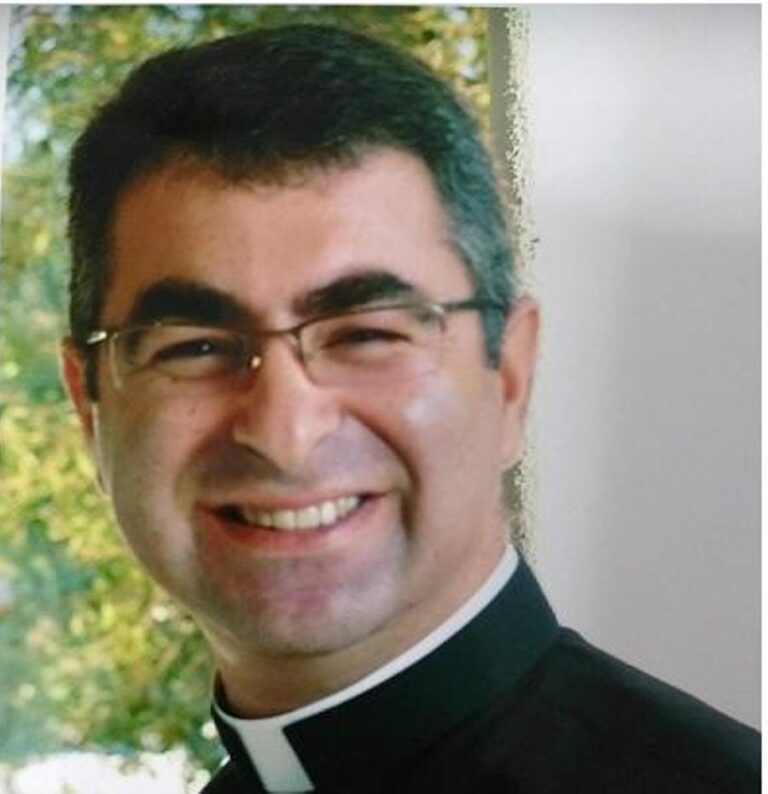 Νέος Αρχιεπίσκοπος στην Καθολική Αρχιεπισκοπή Νάξου-Άνδρου-Τήνου-Μυκόνου