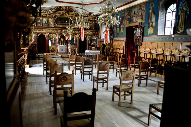 Ψάλτες Αττικής: Γιατί πρέπει να ανοίξουν οι εκκλησίες τα Θεοφάνεια