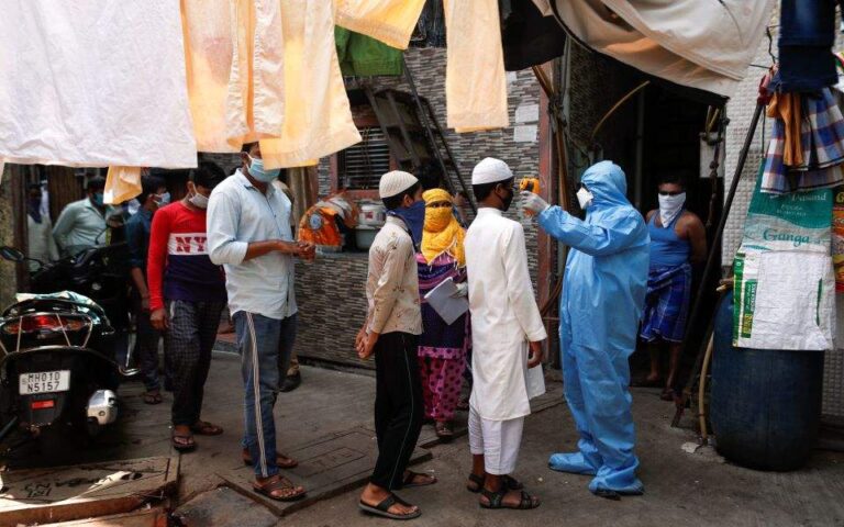 Ινδία: 416 θάνατοι σημειώθηκαν στη χώρα το τελευταίο 24ωρο λόγω κορωνοϊού