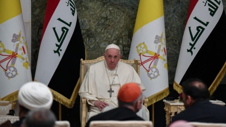 Πάπας Φραγκίσκος: Δεν δέχτηκε την παραίτηση του αρχιεπισκόπου του Μονάχου