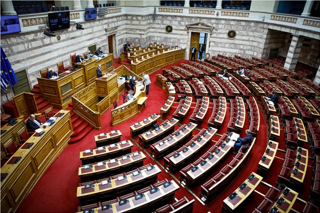 Βουλή: Κατά πλειοψηφία εγκρίθηκε από την κοινοβουλευτική επιτροπή το νομοσχέδιο για την συνεπιμέλεια