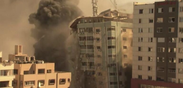 Βομβαρδισμός σε Al Jazeera και Associated Press
