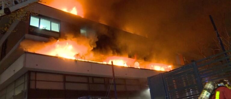 Frigoglass: Μεγάλη φωτιά στο εργοστάσιο της Τιμισοάρα