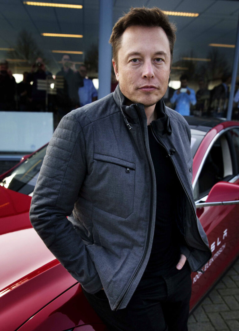 Προκλητικός Elon Musk: Δεν δέχεται την τηλεργασία στην Tesla!