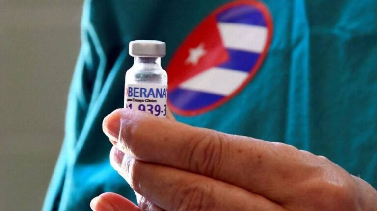 Κορωνοϊός: Τα πρώτα εμβόλια της Κούβας θα αρχίσουν να παράγονται στο Ιράν