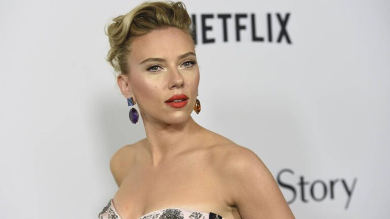 H Scarlett Johansson γέννησε το δεύτερο παιδί της: «Το όνομά του είναι Cosmo»