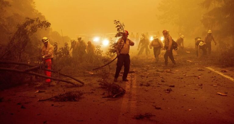 Γαλλία: Μεγάλη φωτιά στο Σεν Τροπέ – Προληπτική εκκένωση χωριών και τουριστικών εγκαταστάσεων