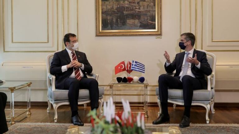 Εκρέμ Ιμάμογλου: Στην Αθήνα ο Δήμαρχος της Κωνσταντινούπολης – Ξεκίνησε η συνάντηση με τον Κώστα Μπακογιάννη