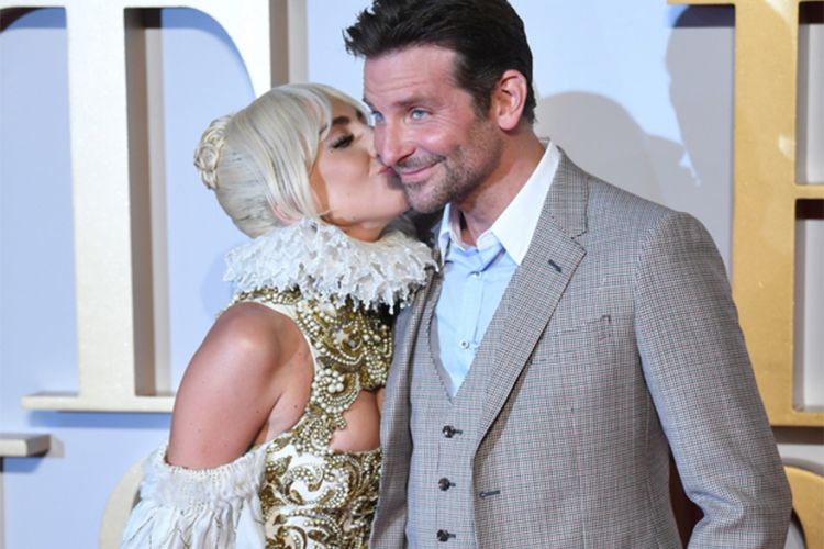 Τι συμβαίνει τελικά μεταξύ της Lady Gaga και του Μπράντλει Κούπερ;