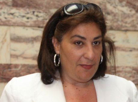 Ορκίστηκε βουλευτής του ΚΙΝΑΛ η Τόνια Αντωνίου – Πήρε τη θέση της Φώφης Γεννηματά