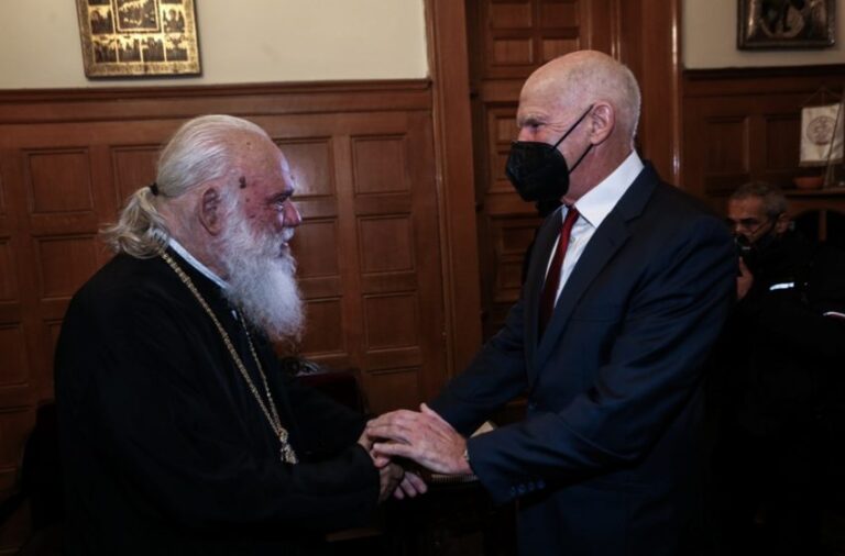 Συνάντηση του Αρχιεπισκόπου Ιερώνυμου με τον Γιώργο Παπανδρέου