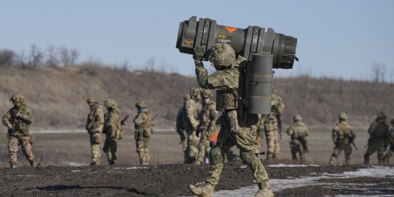 Tσεχία: Στέλνει στρατιωτικό εξοπλισμό προς υποστήριξη της Ουκρανίας