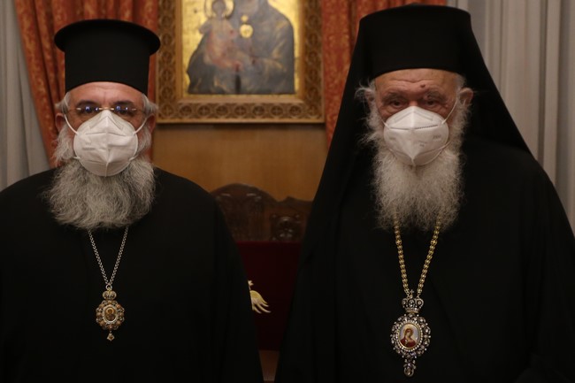 Στον Ιερώνυμο ο Αρχιεπίσκοπος Κρήτης – Ευχές για τα νέα του καθήκοντα
