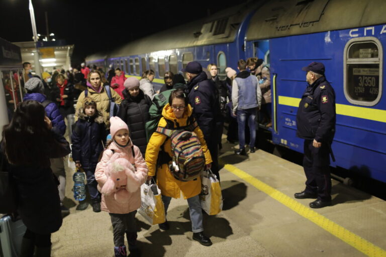 OHE: Περίπου 500.000 πρόσφυγες από την ρωσική εισβολή