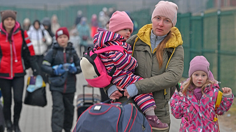 Πόσοι Ουκρανοί πρόσφυγες πέρασαν τα ελληνικά σύνορα – Η ανακοίνωση του Υπ. Προστασίας του Πολίτη