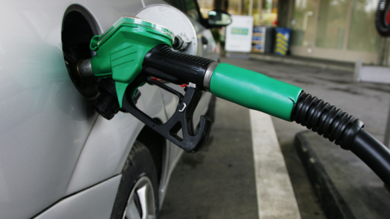 Επιδότηση στα καύσιμα: Πώς θα λειτουργεί η κάρτα καυσίμων, παραδείγματα