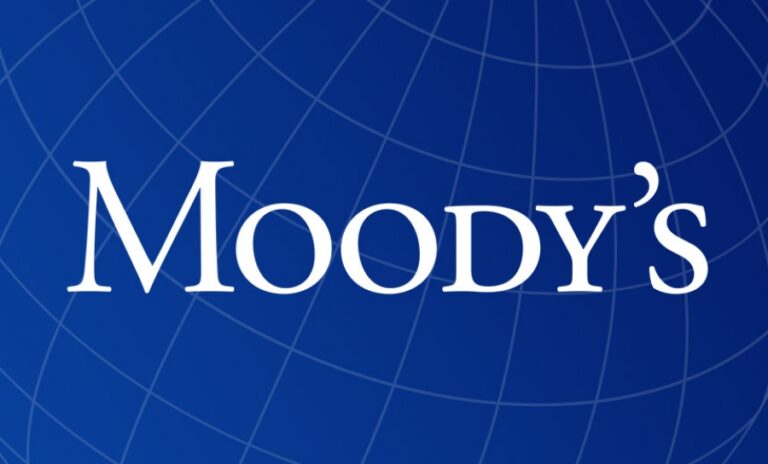 Moody’s : Υποβάθμισε σε αρνητικό το outlook της οικονομίας των ΗΠΑ