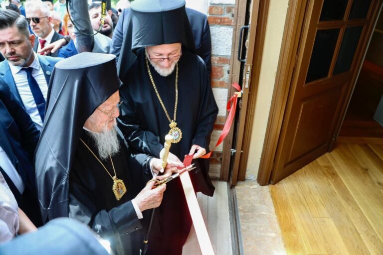 Ο Οικουμενικός Πατριάρχης εγκαινίασε έκθεση φωτογραφίας για την Ίμβρο