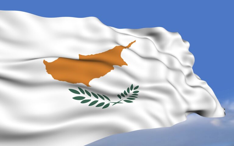 Iδιαίτερη αναφορά στον Κυπριακό Ελληνισμό στην παρουσίαση βιβλίου “Έλληνες Κύπριοι Αθεράπευτοι”