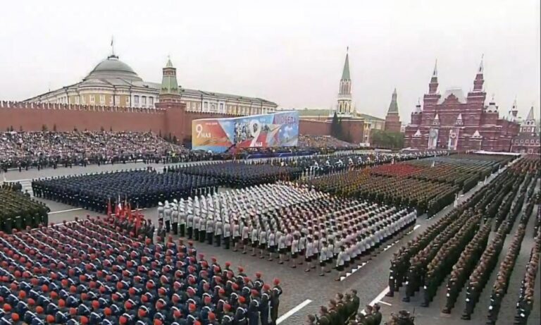 Ρωσία – Ημέρα Νίκης: Στραμένα στη Μόσχα τα βλέμματα για την παρέλαση – Ο Πούτιν κατηγόρησε τη Δύση