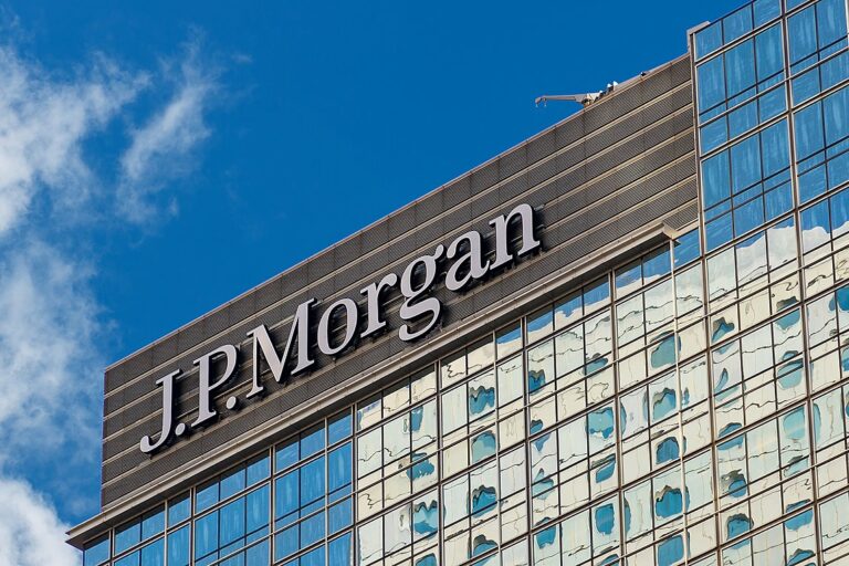 Τα οικονομικά αποτελέσματα των Ελληνικών Τραπεζών για το επόμενο 3μηνο αναμένει η JP Morgan