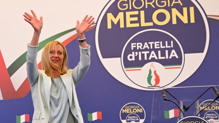 Ποιά 5 σοβαρά θέματα περιμένουν τον νέο πρωθυπουργό της Ιταλίας