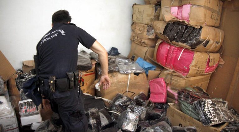 Αχαΐα: Η αστυνομία εντόπισε «μαϊμού» προϊόντα