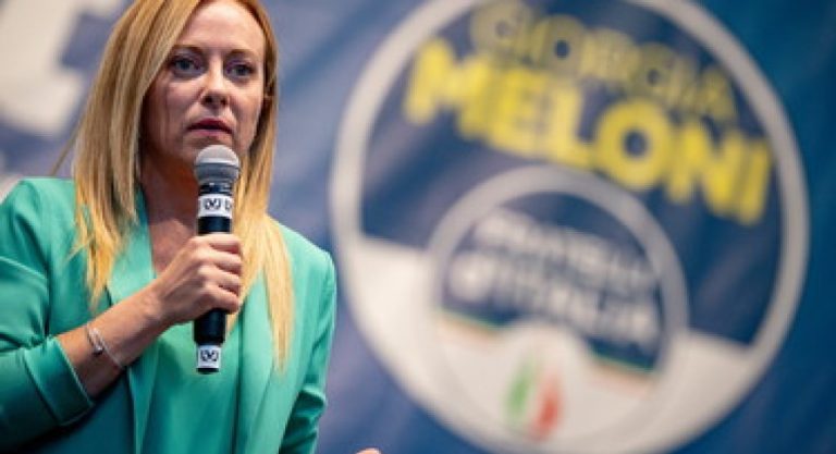 Ιταλία: Η ακροδεξιά αναμένεται να κερδίσει τις εκλογές