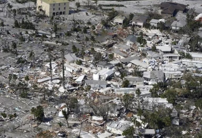 Φλόριντα: 12 νεκροί από τον κυκλώνα Ίαν