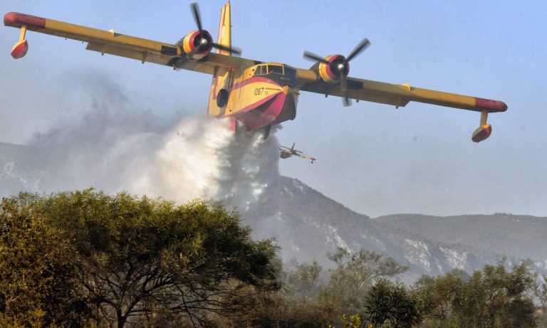 Φωτιά στο Χιλιομόδι: Μεγάλη κινητοποίηση των πυροσβεστικών δυνάμεων
