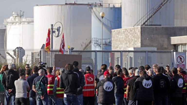 Γαλλία: Οι εργαζόμενοι τερμάτισαν τις απεργίες στα περισσότερα διυλιστήρια της Total