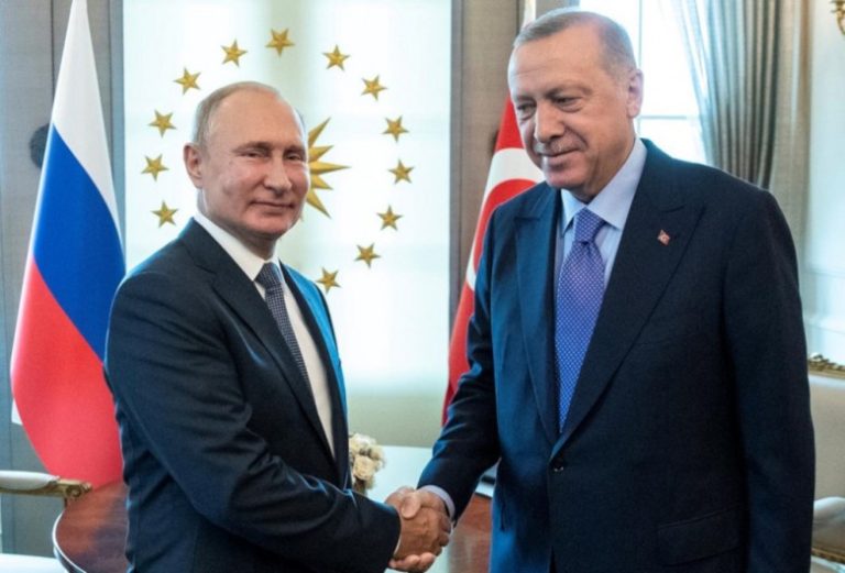 Bloomberg:Σχέδιο Ερντογάν για διάσπαση της Δύσης προς όφελος του Πούτιν και εκτός ορίων στο Αιγαίο