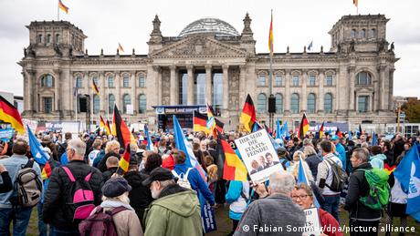 Οι ακροδεξιοί της Γερμανίας φιλοδοξούν να συγκυβερνήσουν