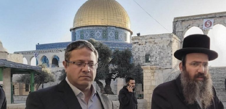 Ο Υπουργός Εθνικής Ασφάλειας του Ισραήλ στο τέμενος Αλ-Άκσα έριξε λάδι στη φωτιά και όχι μόνο στους Παλαιστίνιους