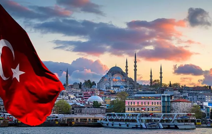 Οι Ρώσοι είναι πλέον οι νούμερο ένα αγοραστές ακινήτων στην Τουρκία για το 2022
