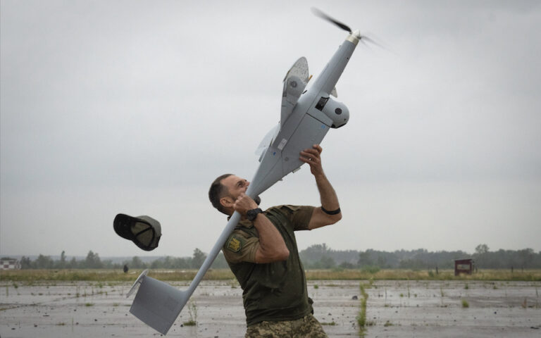 Αερομαχίες με drones καλύπτουν τον ουρανό της Ουκρανίας