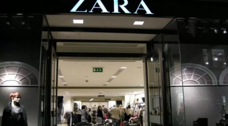 Η Zara άρχισε να χρεώνει τους πελάτες της στην Ισπανία για τις ηλεκτρονικές επιστροφές των αγορών τους