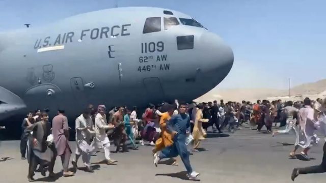 Η έρευνα του GOP για την απόσυρση από το Αφγανιστάν ανοίγει με μαρτυρίες δυο αμερικανών στρατιωτικών που τα έζησαν όλα