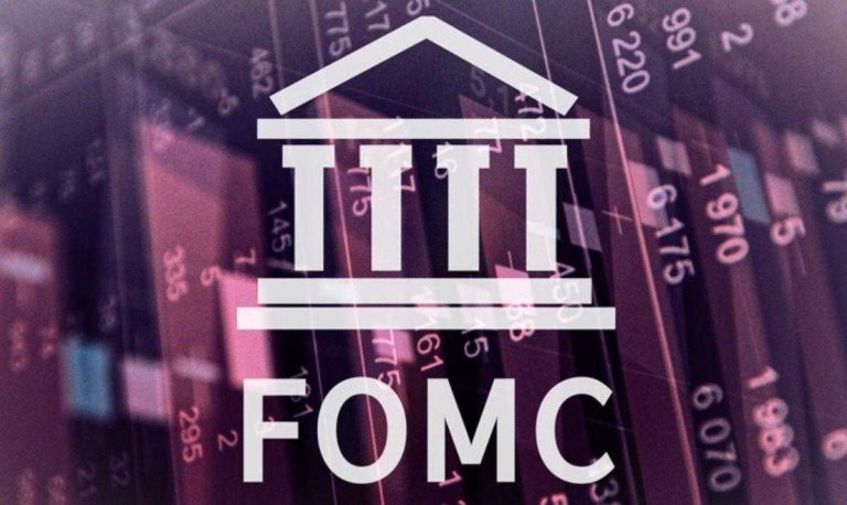 Πρακτικά FOMC: Οι αξιωματούχοι της FED βλέπουν καθοδικούς κινδύνους για την ανάπτυξη και ανοδικούς κινδύνους για την ανεργία